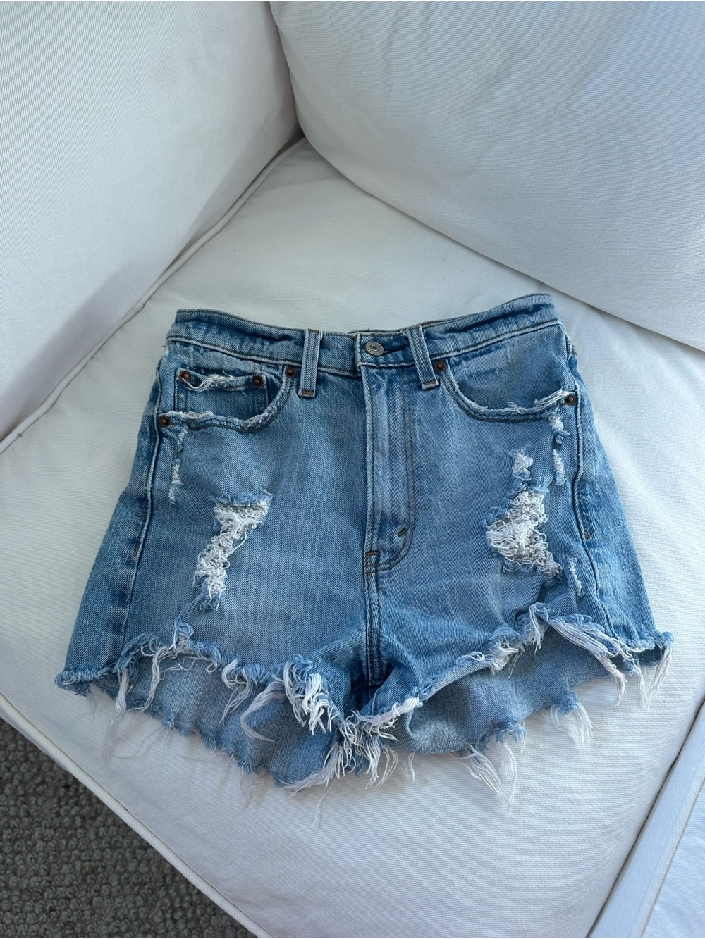 Abercrombie & Fitch High Rise Mom Short Denim